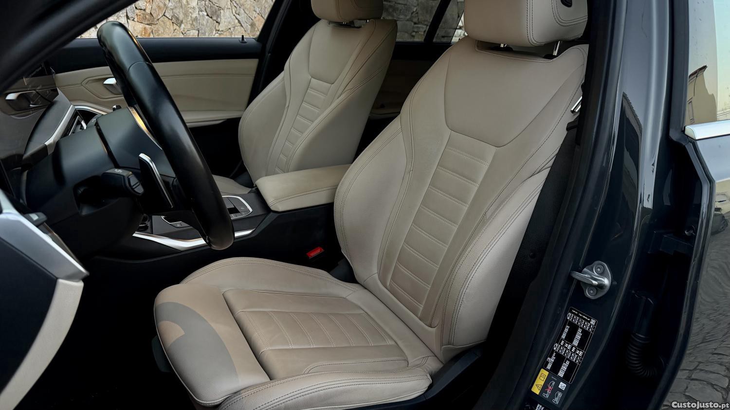 BMW 330 e Pack Desportivo M - 22 foto 5