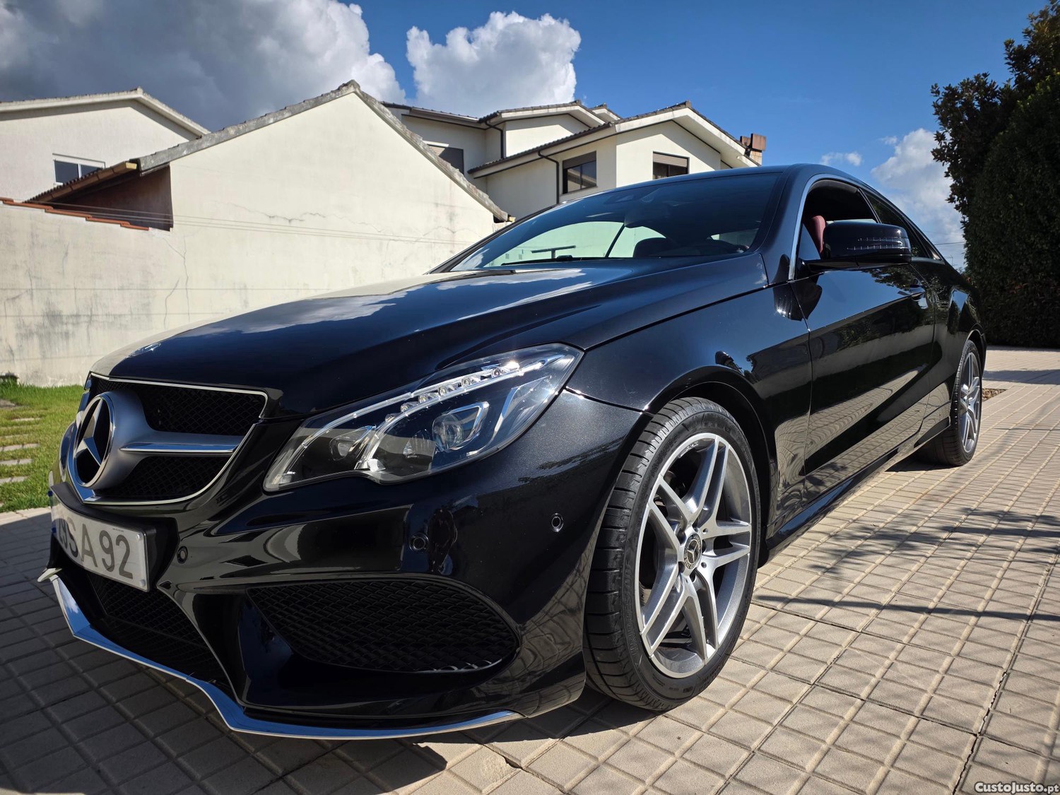 Mercedes-Benz E 250 d Coupé AMG Aut. Nacional - 16 foto 4