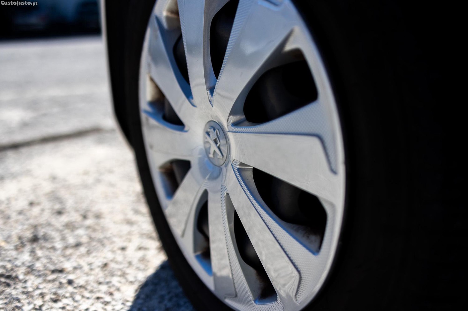 Peugeot 108 1.0 VTi Active — fotografia 6