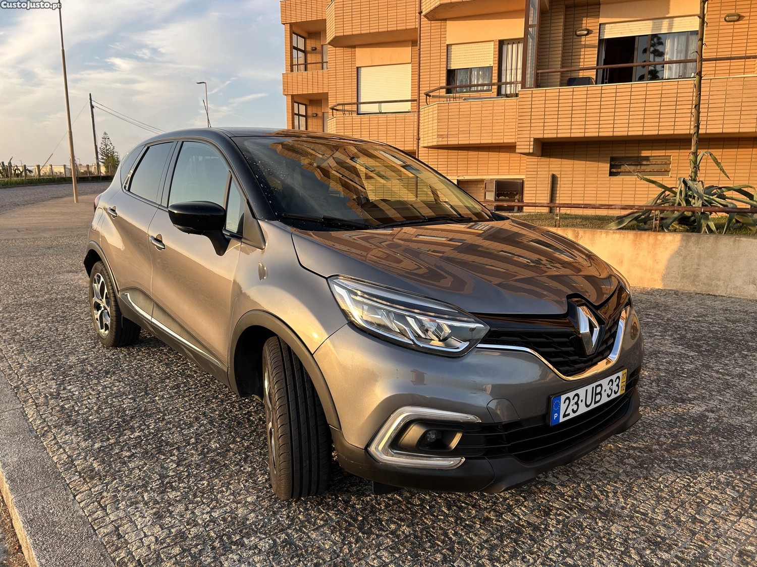 Renault Captur 1.5 dCi Exclusive - 28.000kms - 110 cavalos — fotografia 10