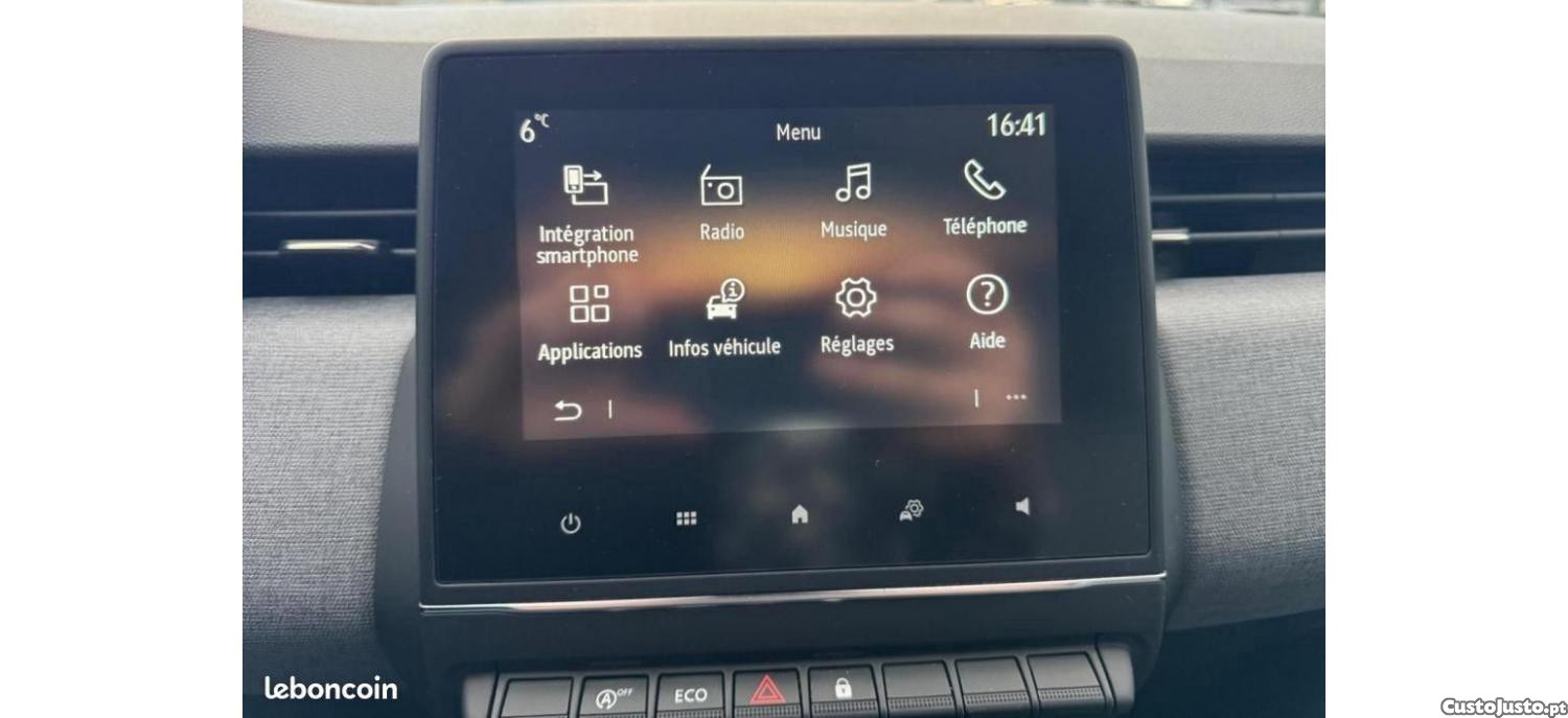 Renault Clio 1.0 Tce Evolution — fotografia 4