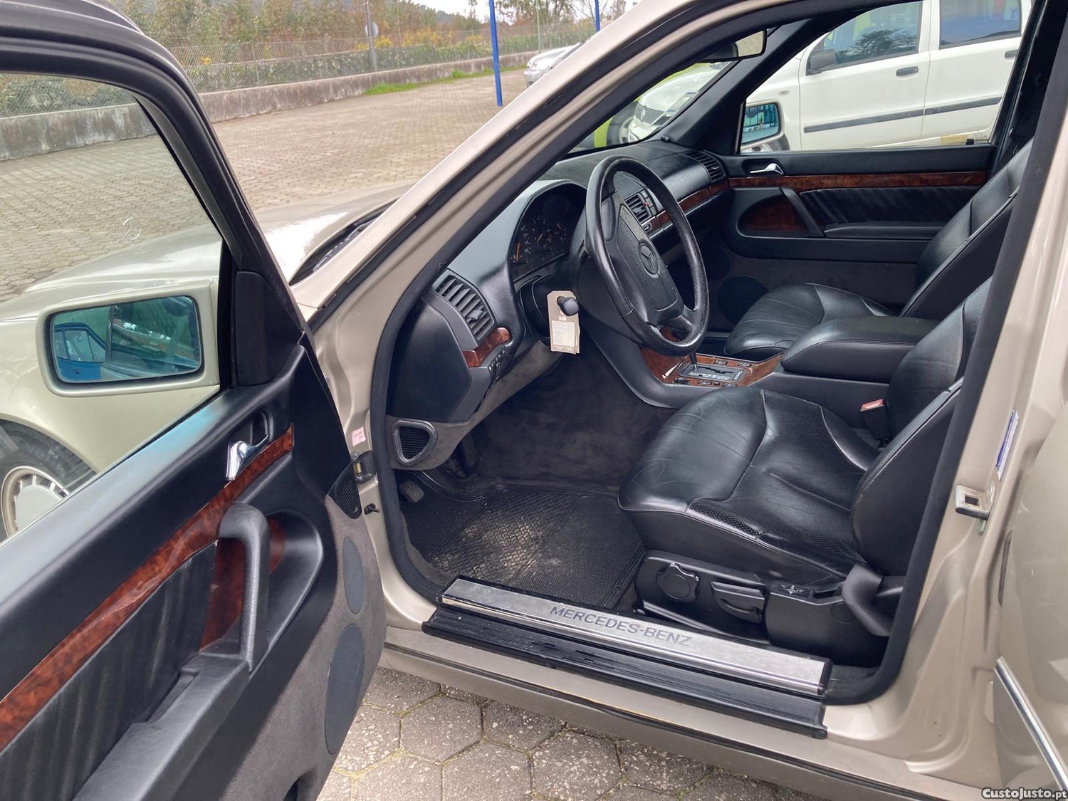 Mercedes-Benz 300 SE - 93 foto 3