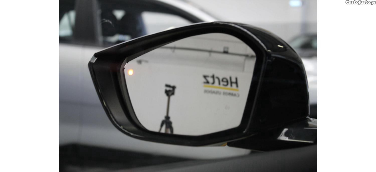 Opel Astra GS 1.2 T 130cv — fotografia 4