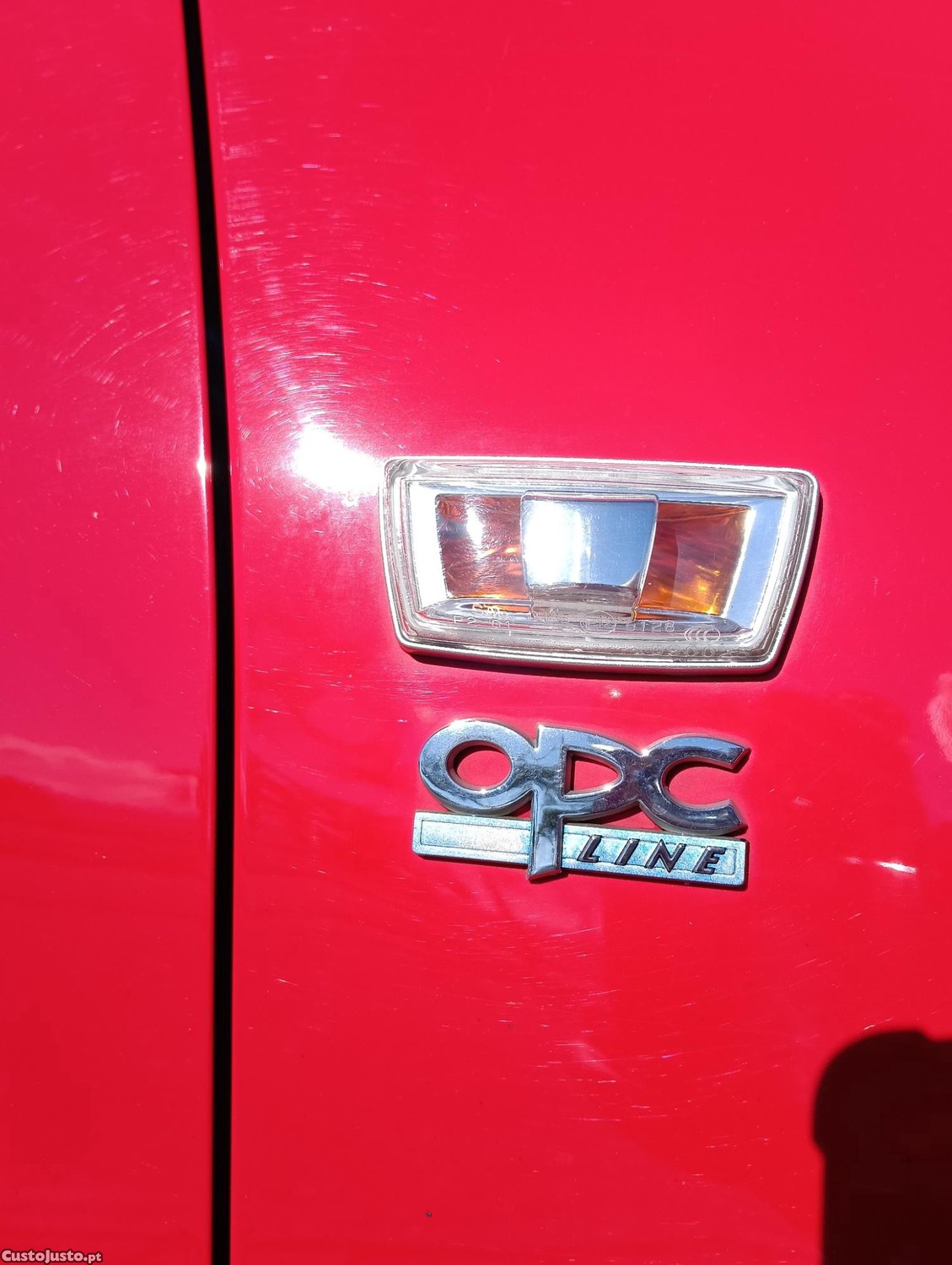 Opel Astra GTC Black OPC Line — fotografia 6
