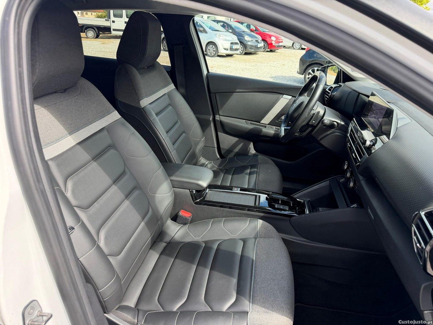 Citroën C4 1.2 PureTech Feel Pack EAT8 — fotografia 5