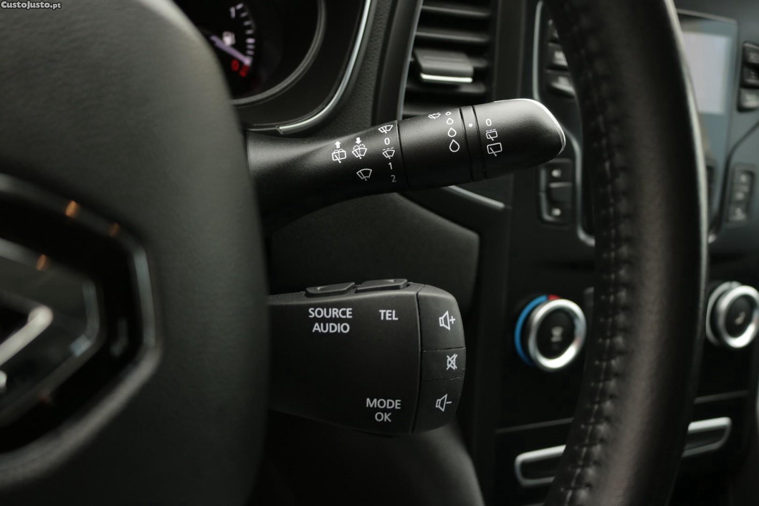Renault Mégane 1.5 Blue DCI Zen — fotografia 30
