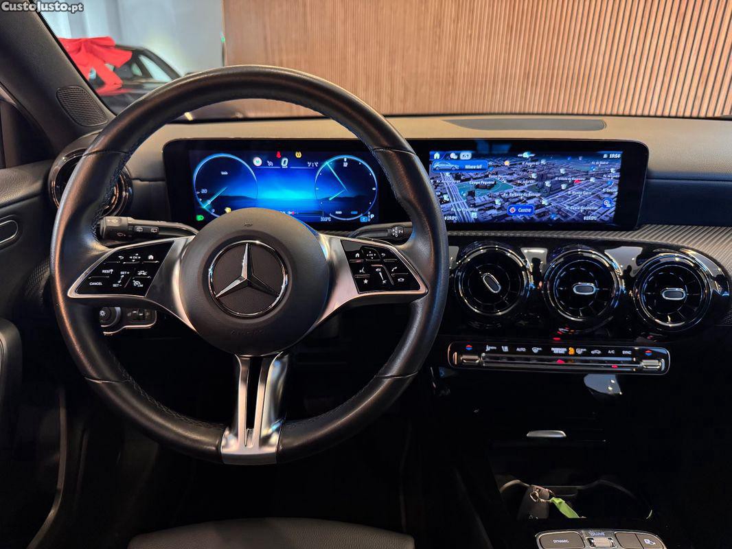 Mercedes-Benz A 200 Standard — fotografia 18