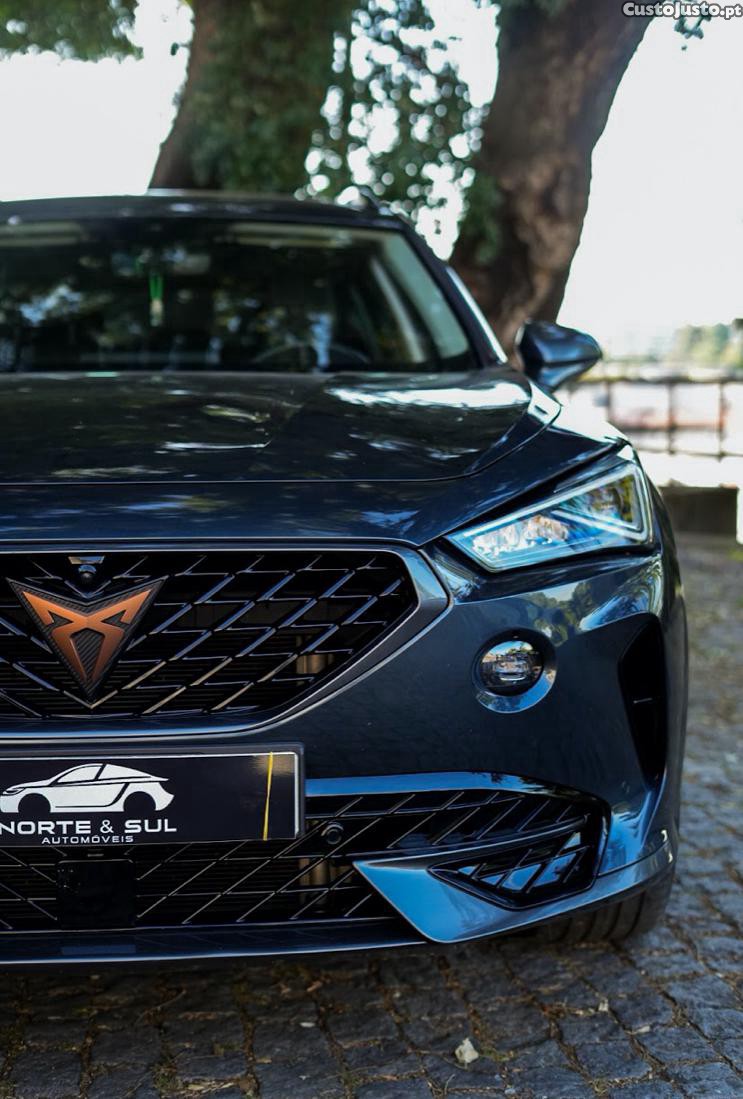 CUPRA Formentor 1.5 TSI DSG Tribe Edition — fotografia 13