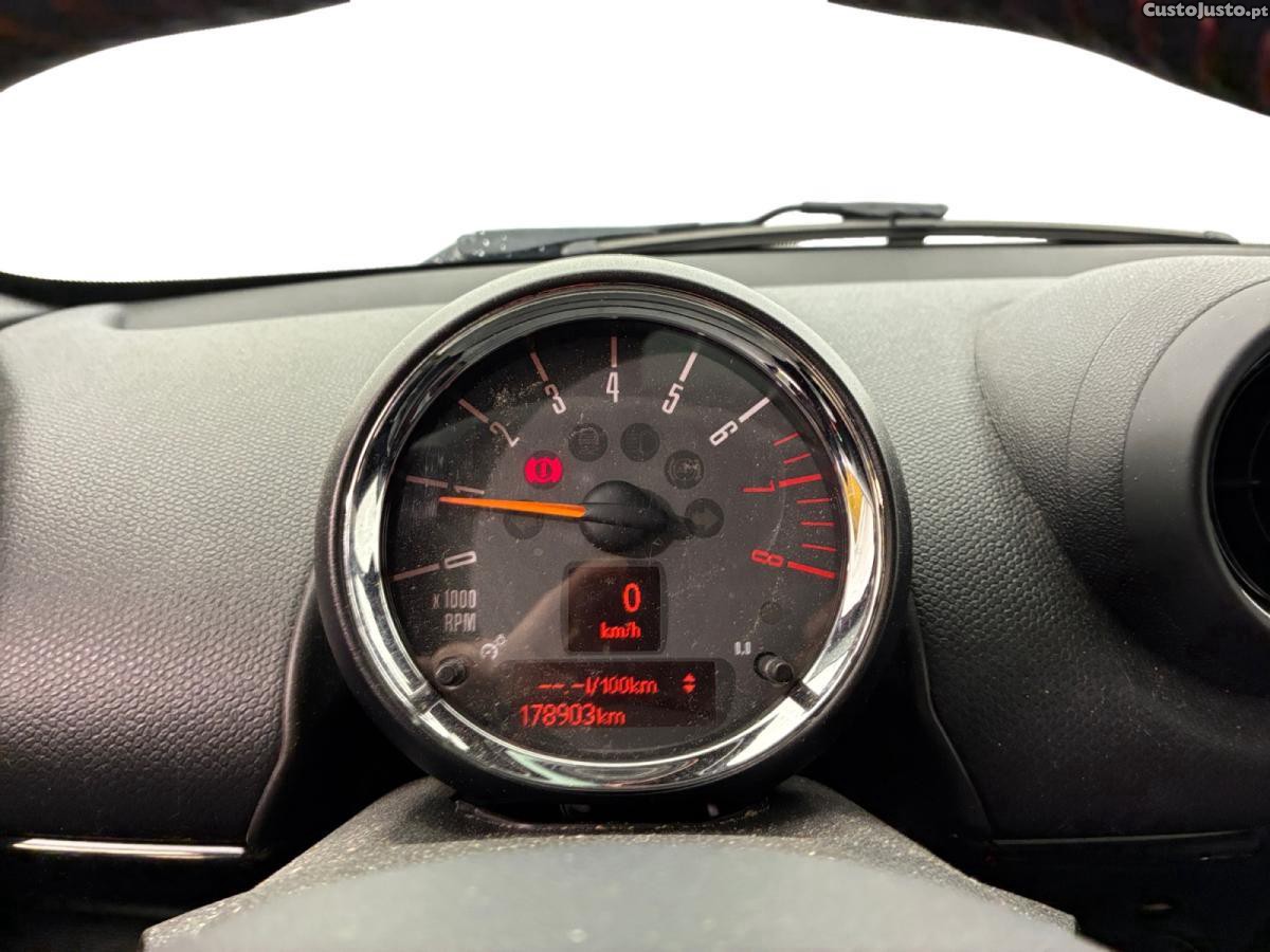 MINI Countryman John Cooper Works ALL4 Auto — fotografia 4