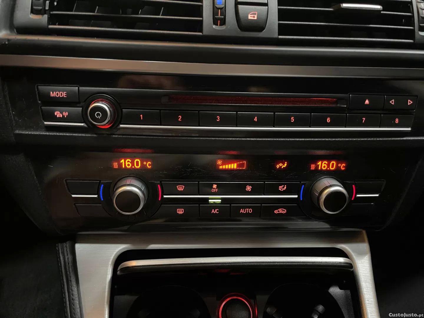 BMW 520 D line luxury auto — fotografia 11