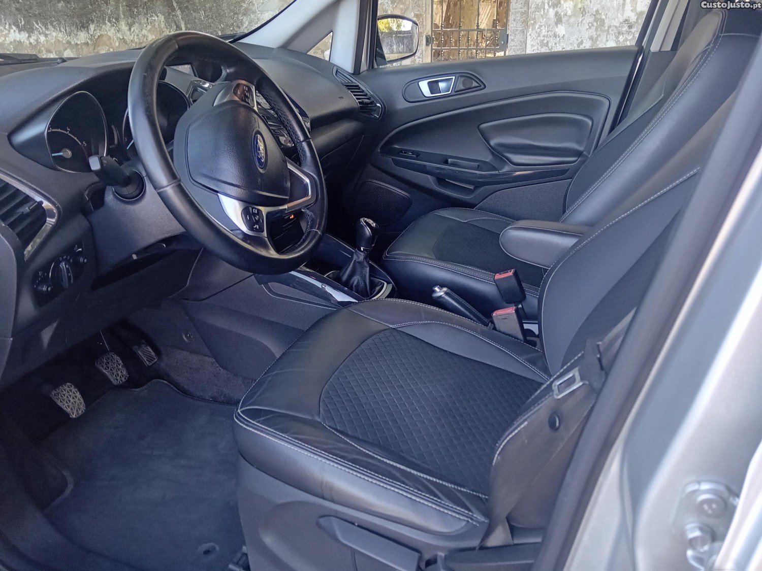 Ford EcoSport 1.5 diesel 2016 — fotografia 5