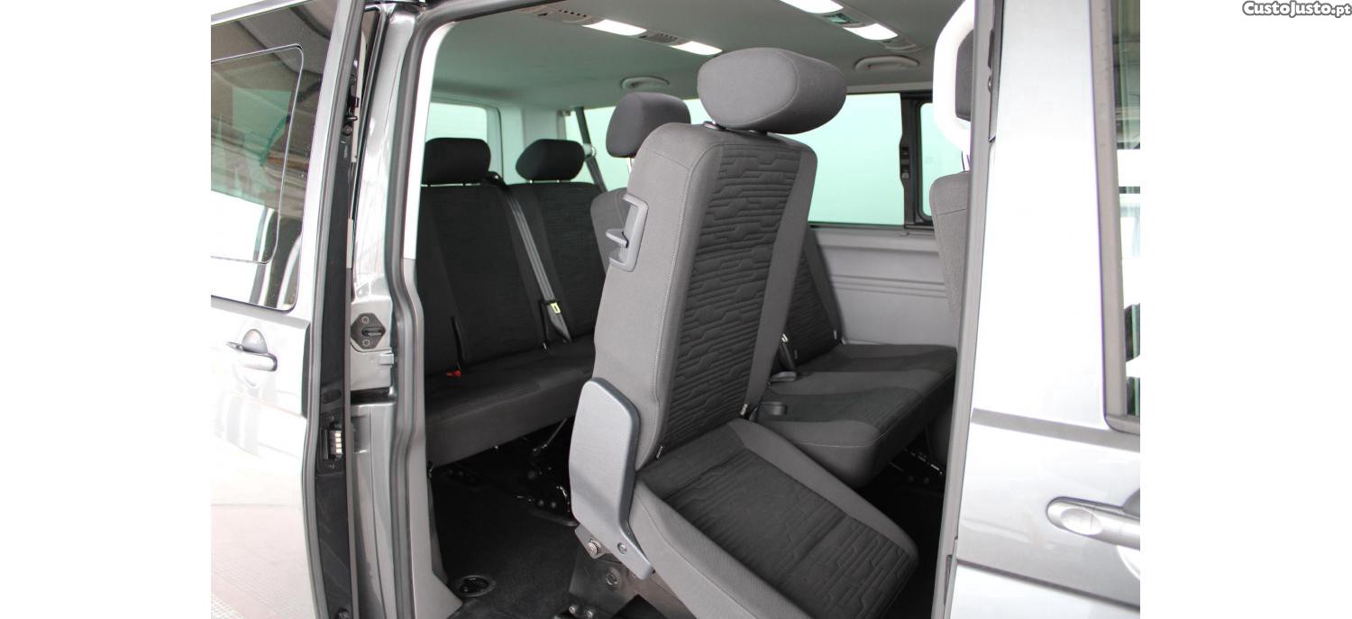Volkswagen Caravelle Comfortline 2.0 TDI 150cv — fotografia 10