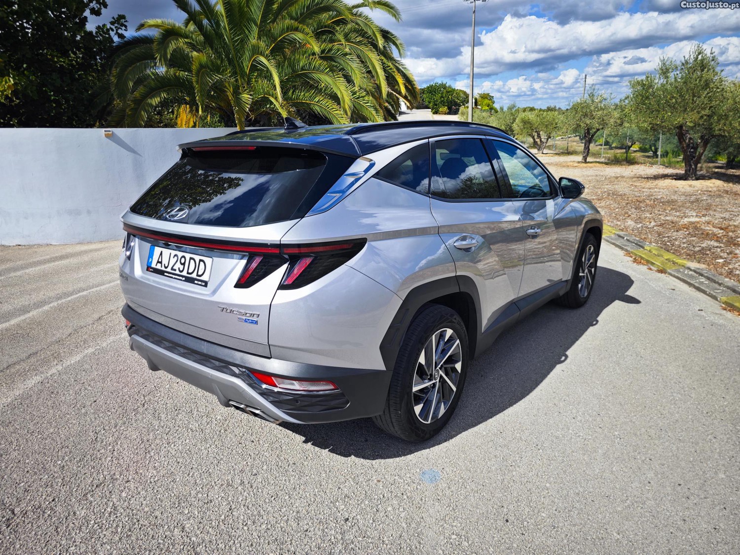 Hyundai Tucson 1.6 CRDI Vanguard DCT — fotografia 11