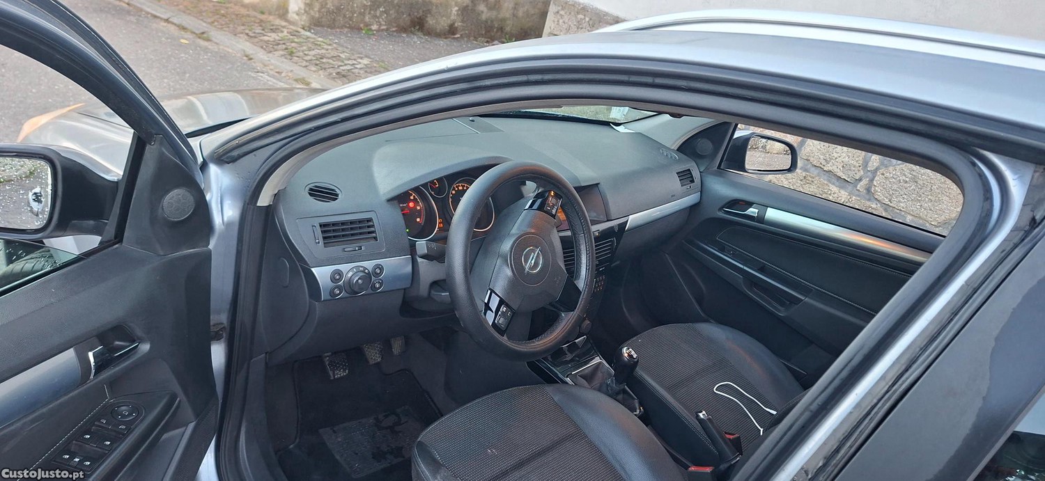 Opel Astra Cosmo — fotografia 2
