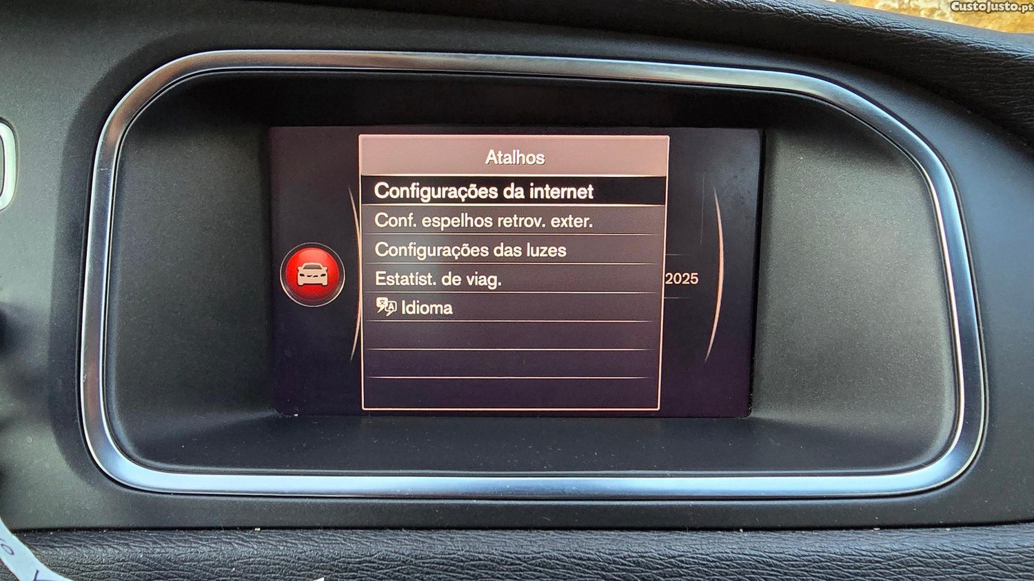 Volvo V40 2.0 D2 Momentum Geartronic — fotografia 6