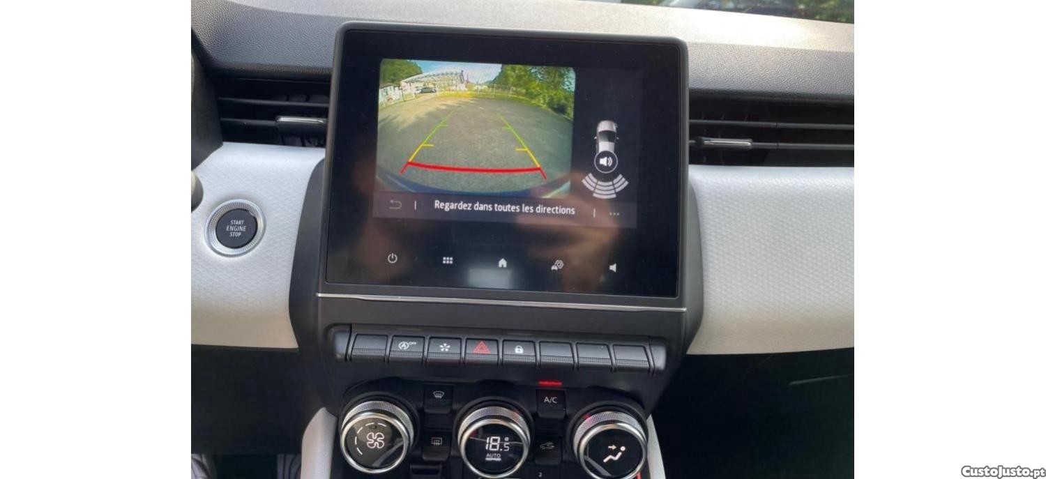 Renault Clio 1.0 Tce Techno — fotografia 3