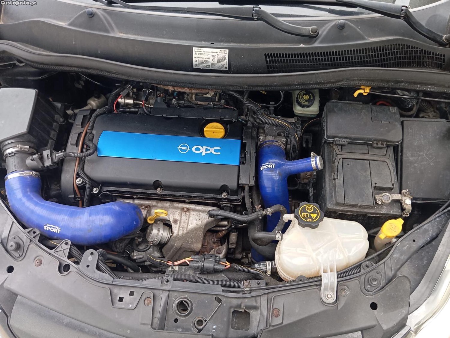 Opel Corsa OPC 1.6 turbo — fotografia 2