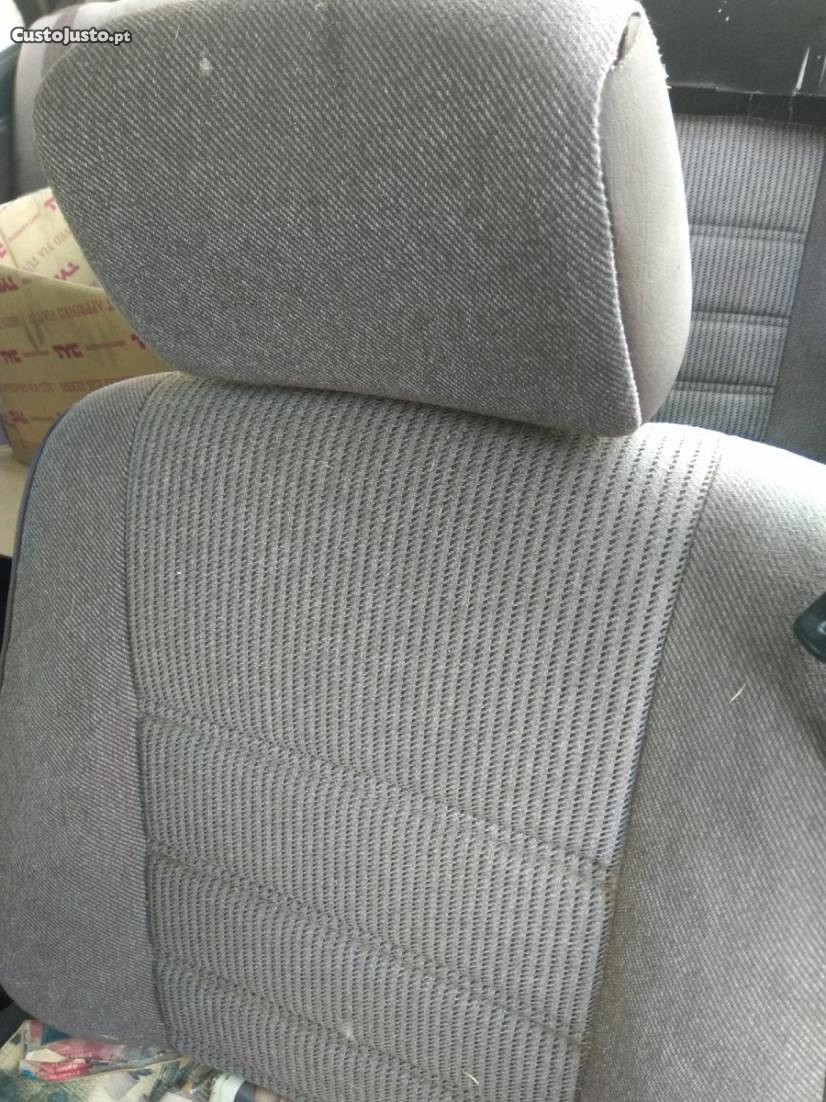 VW Jetta 5p — photo 4