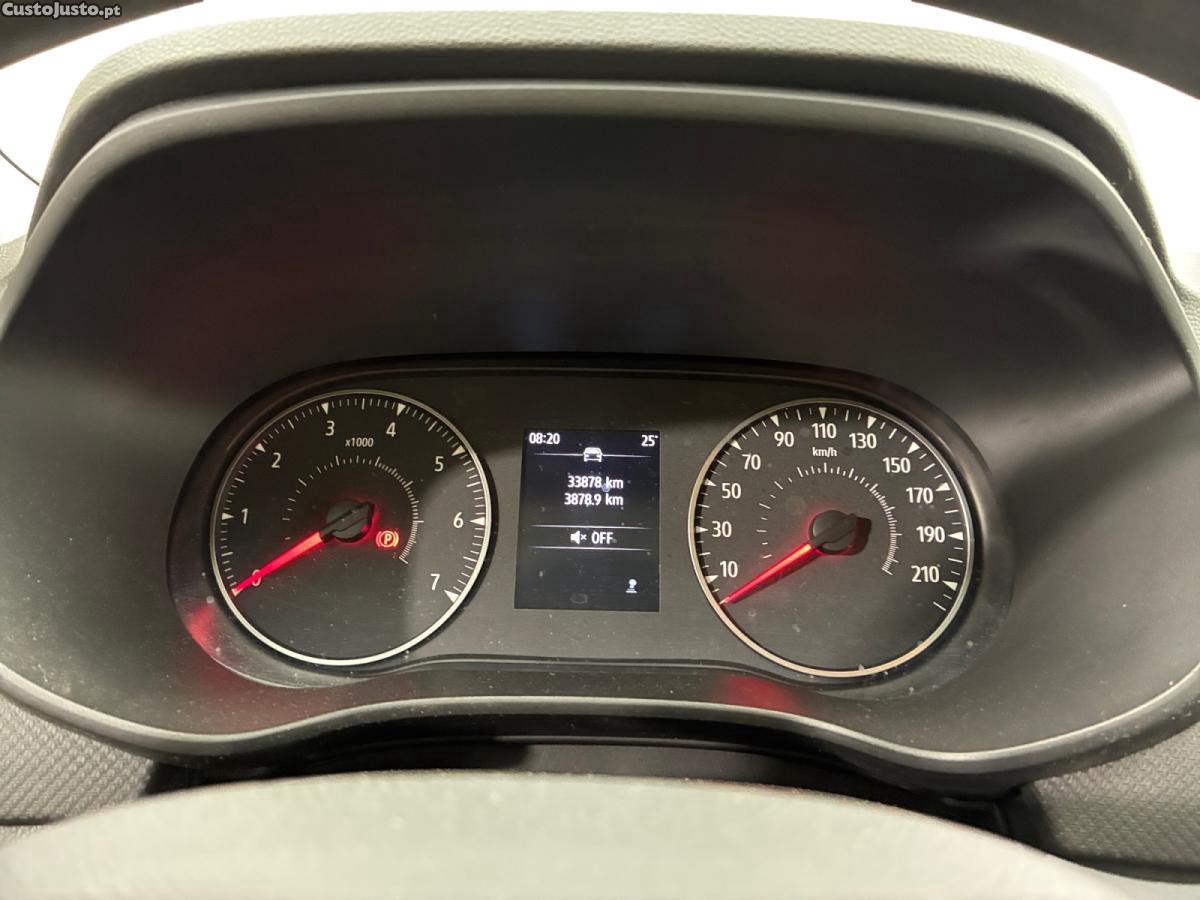 Dacia Jogger 1.0 TCe Essential 7L — fotografia 4
