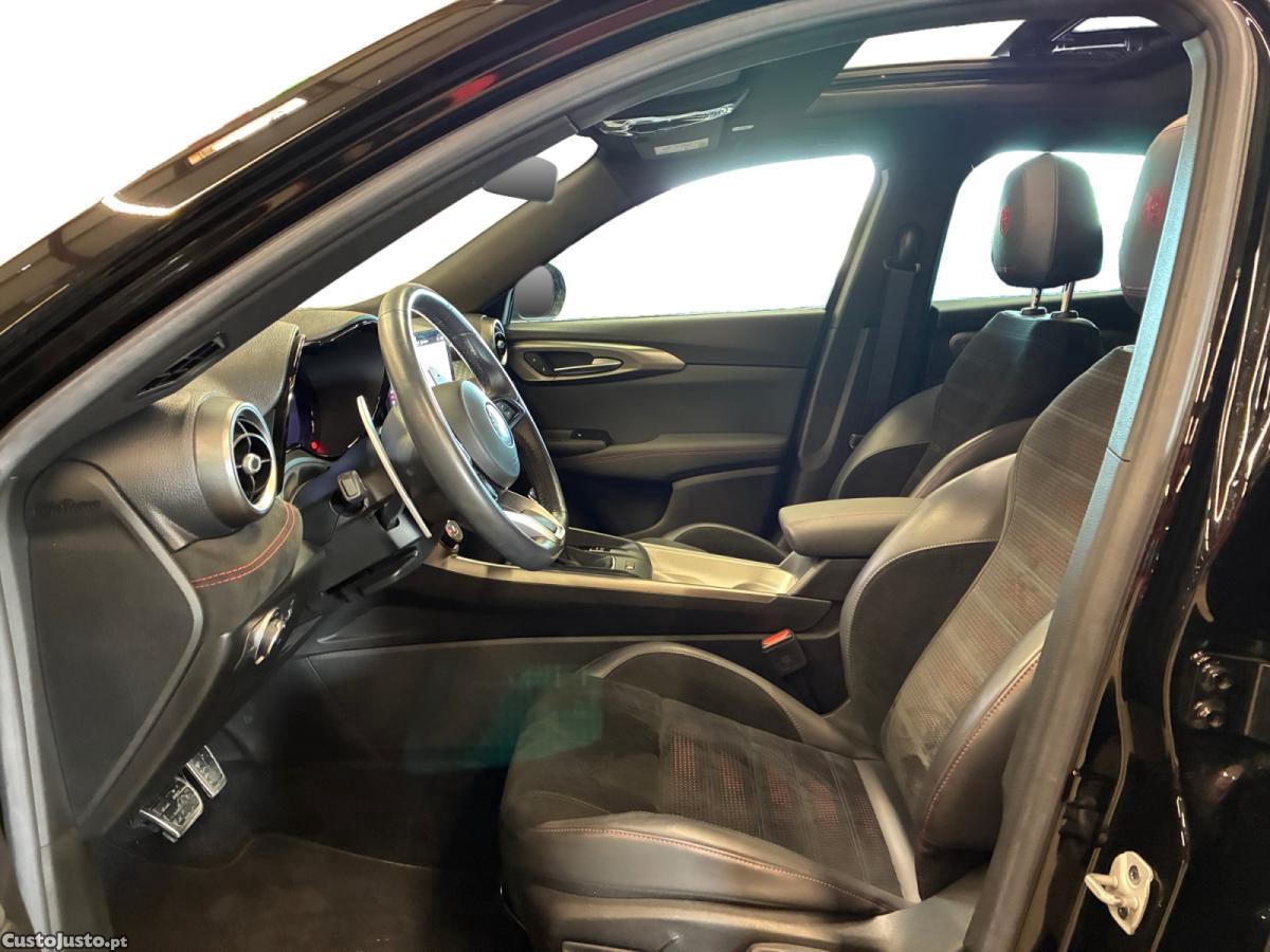 Alfa Romeo Tonale 1.5 Hybrid Veloce — fotografia 8