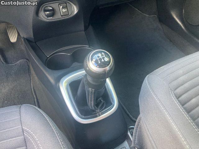Toyota Yaris 1.0 VVT-i Comfort — fotografia 7