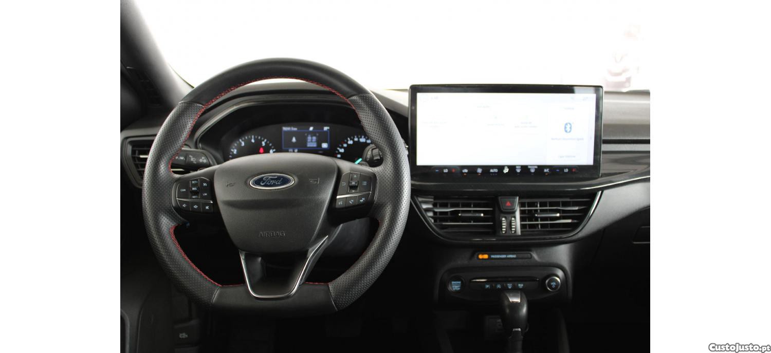 Ford Focus St Line — fotografia 17