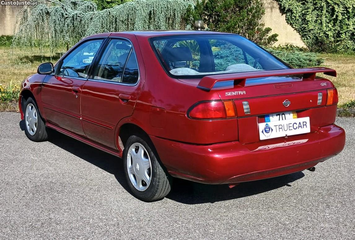 Nissan Almera Automático — fotografia 8