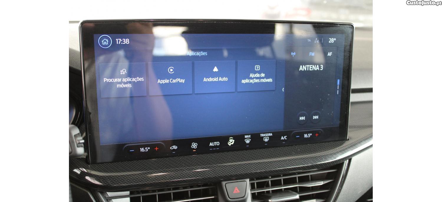 Ford Focus 1.0 EcoBoost MHEV ST-Line X — fotografia 15