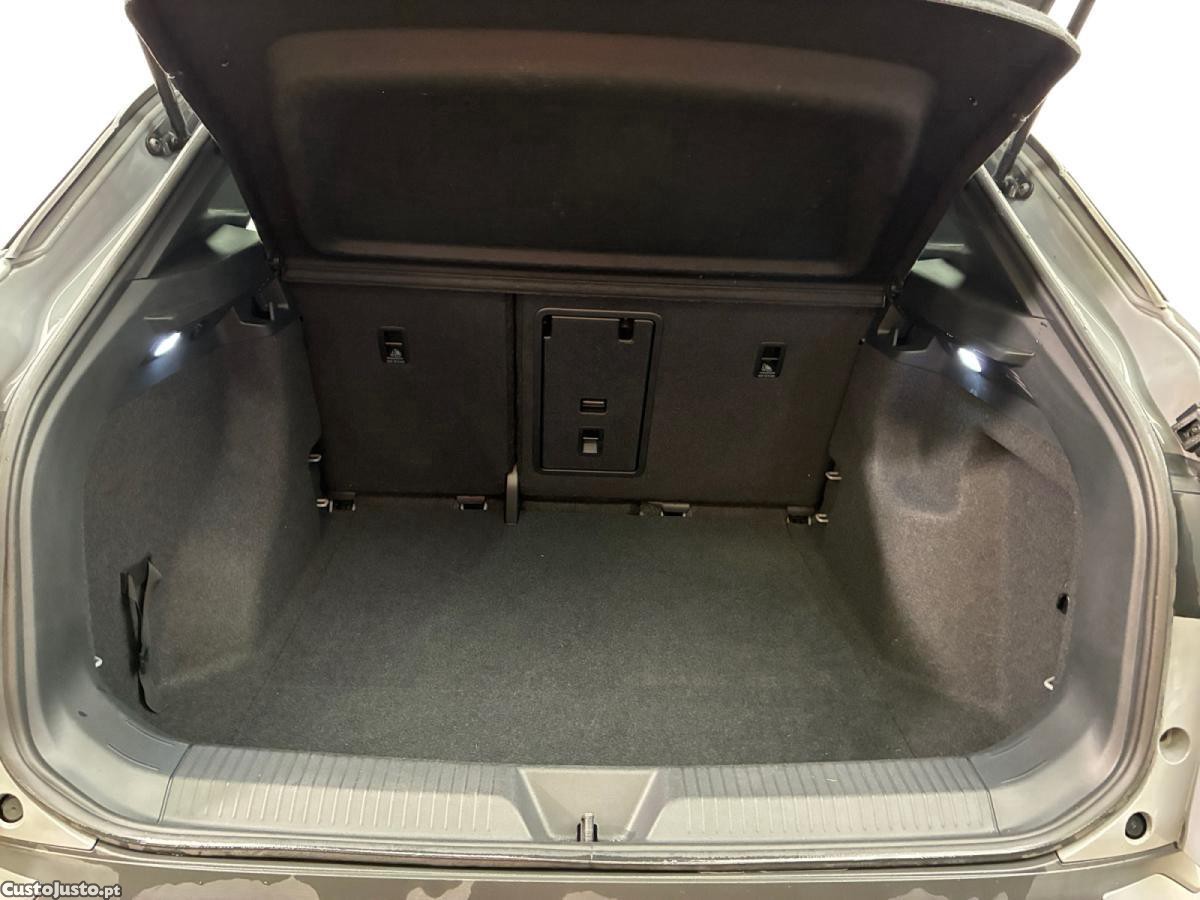 Volkswagen ID.4 77 kWh Pro — fotografia 3