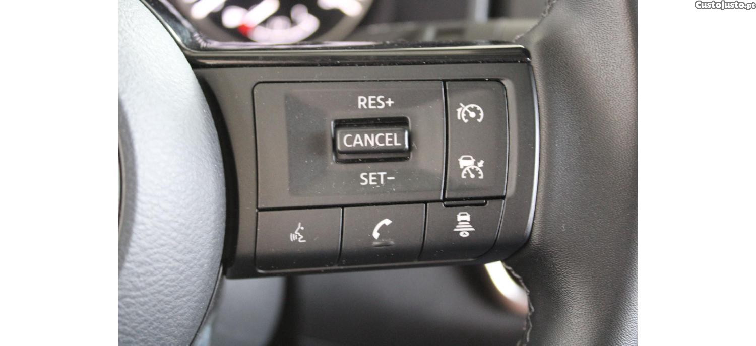 Nissan Qashqai Acenta 1.3 DIG-T 140cv Mhev — fotografia 5