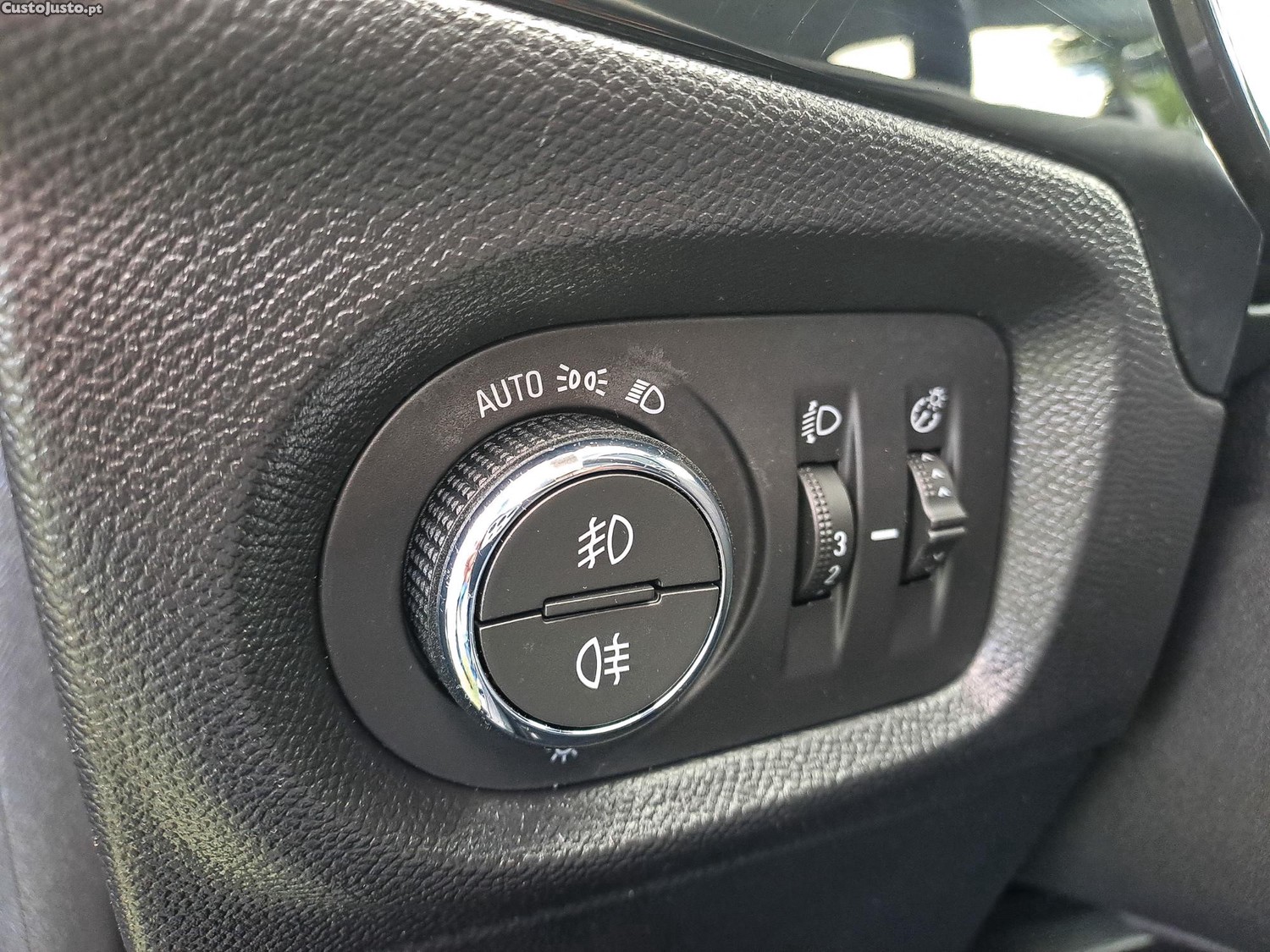 Opel Corsa 1.2T EDITION 100CV GASOLINA 2024 — fotografia 4