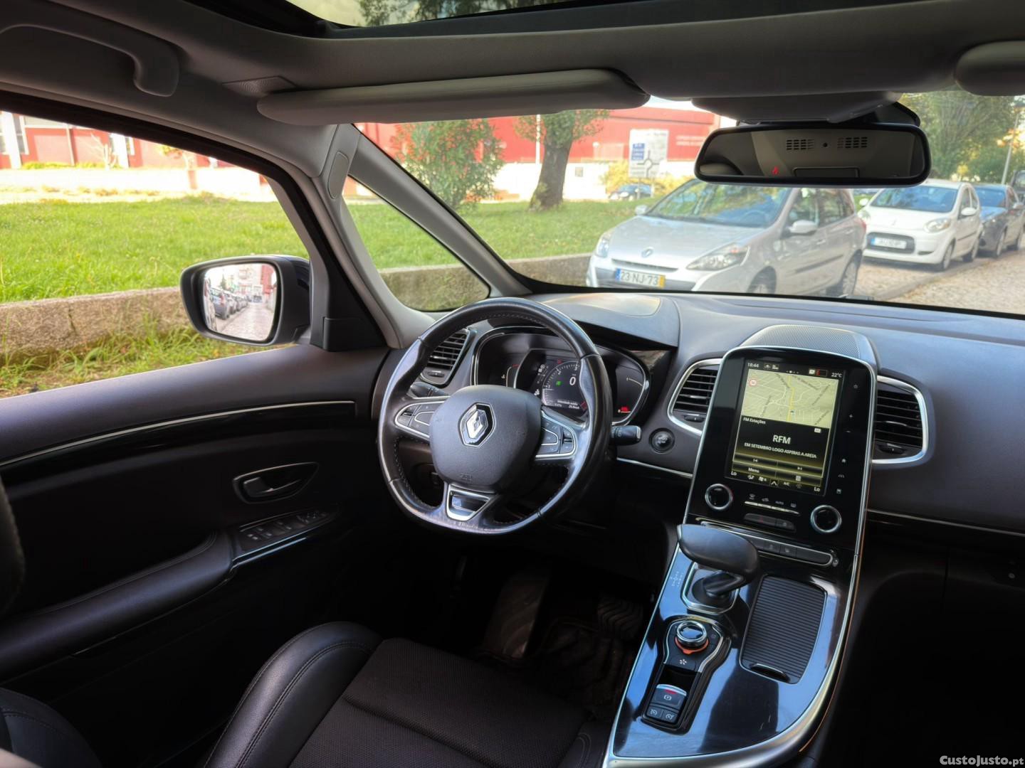 Renault Espace 2.0 dCi Intens 7L EDC — fotografia 7