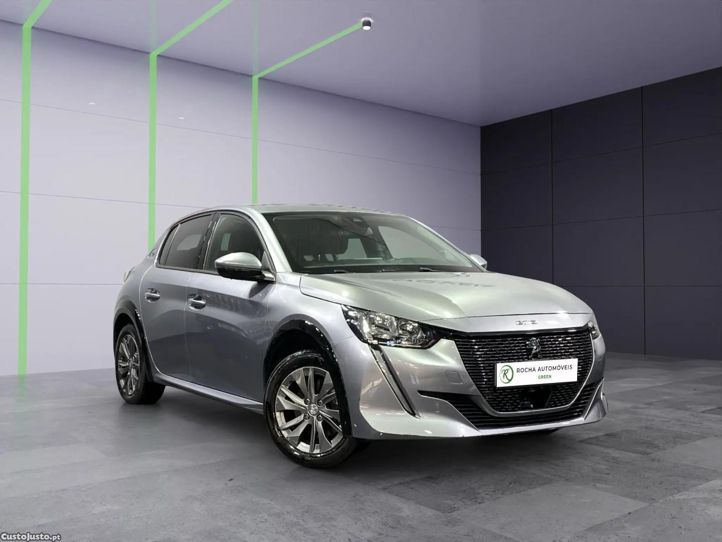 Peugeot e-208 50 kWh Allure Pack — fotografia 9