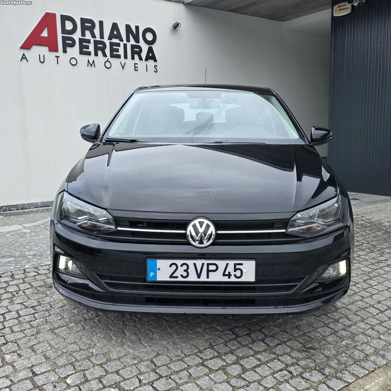 Volkswagen Polo 1.6 TDI Confortline — fotografia 17
