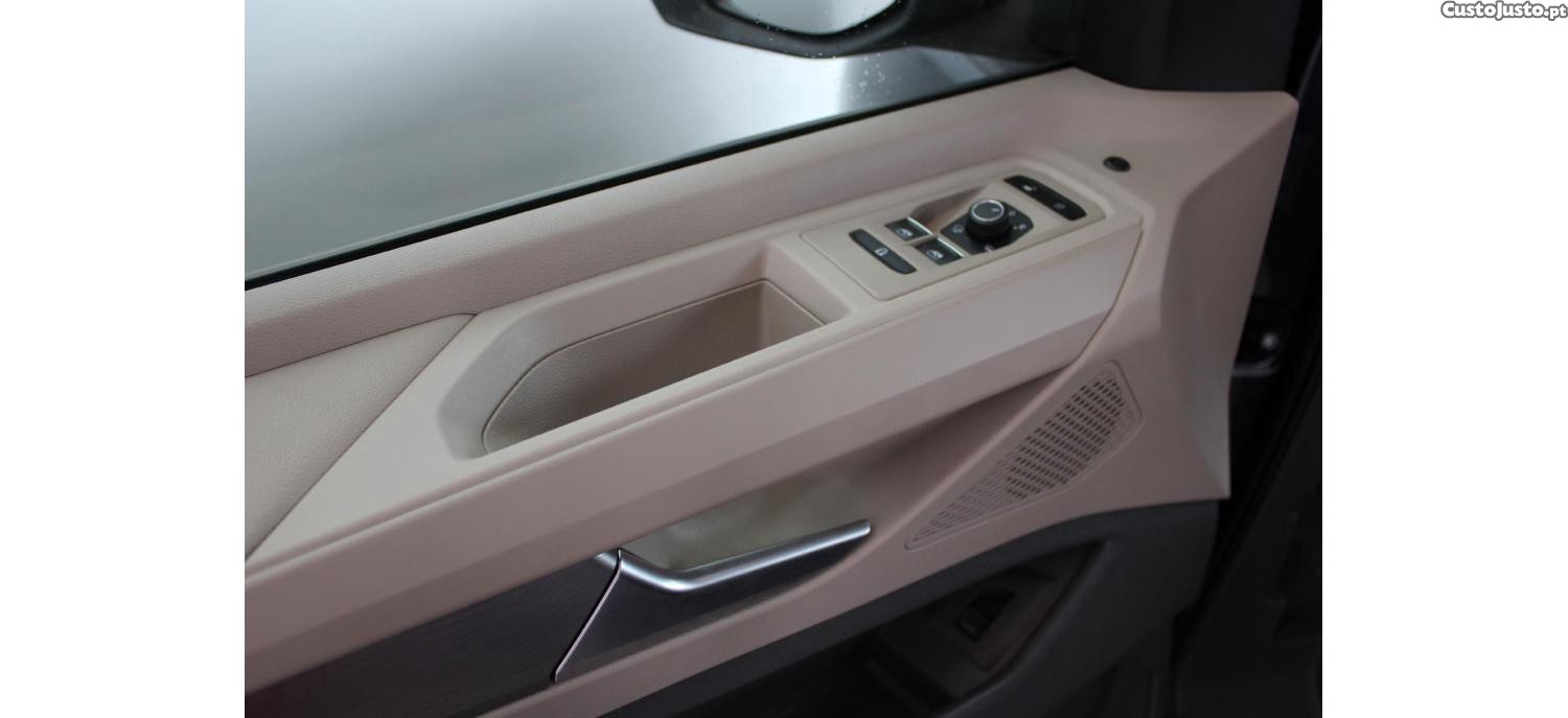 Volkswagen Multivan Life 2.0 TDI 150cv DSG — fotografia 16