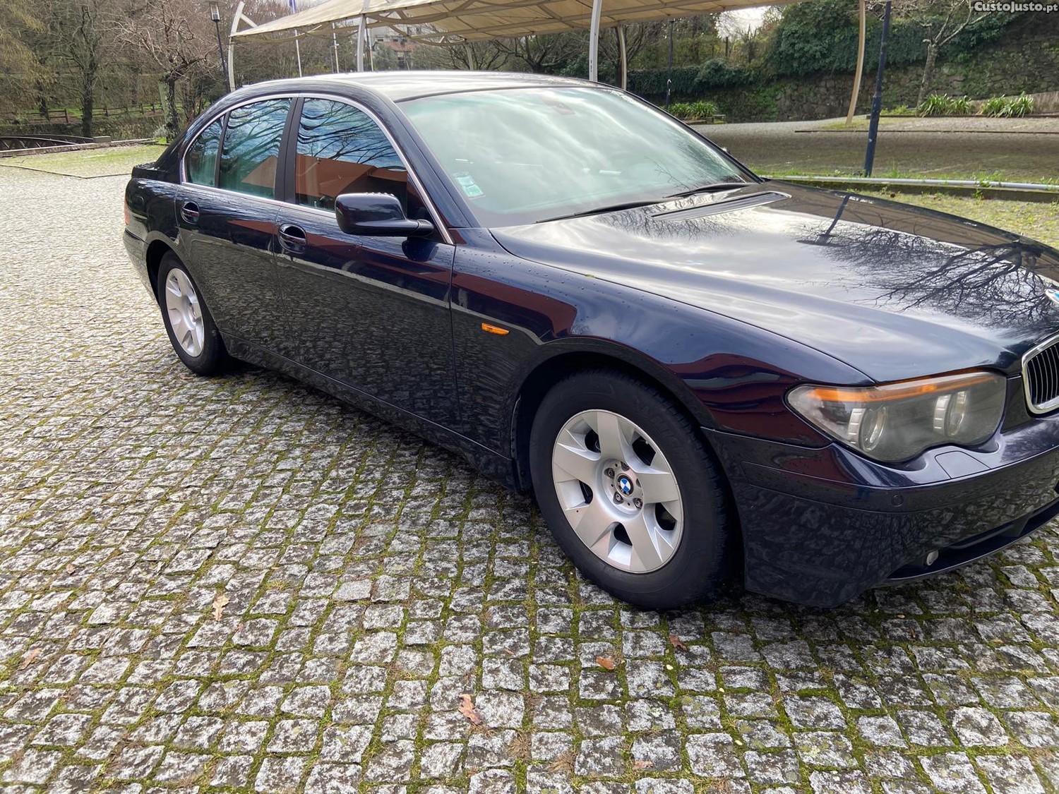 BMW 735 I V 8 272cv — fotografia 8