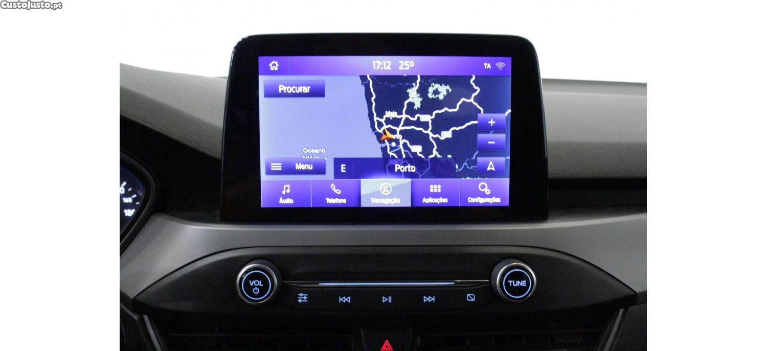 Ford Focus 1.0 EcoBoost 125cv MHEV ST-Line — fotografia 5