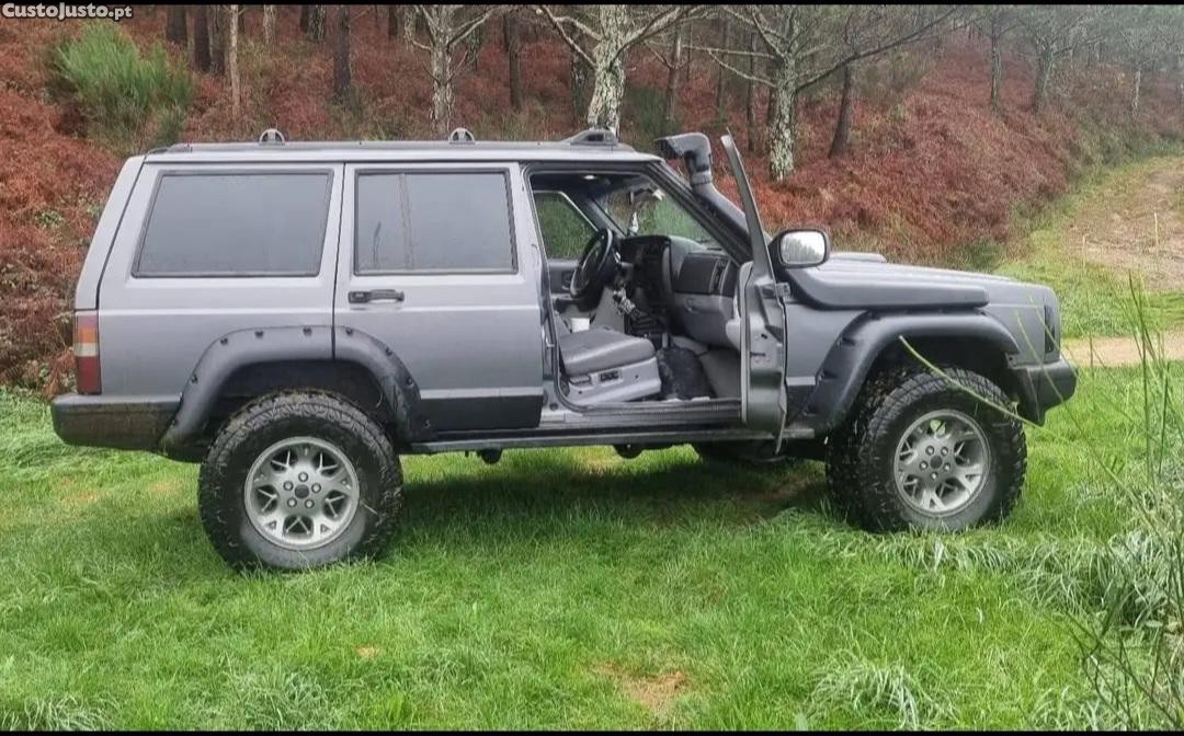 Jeep Cherokee Xj — fotografia 7