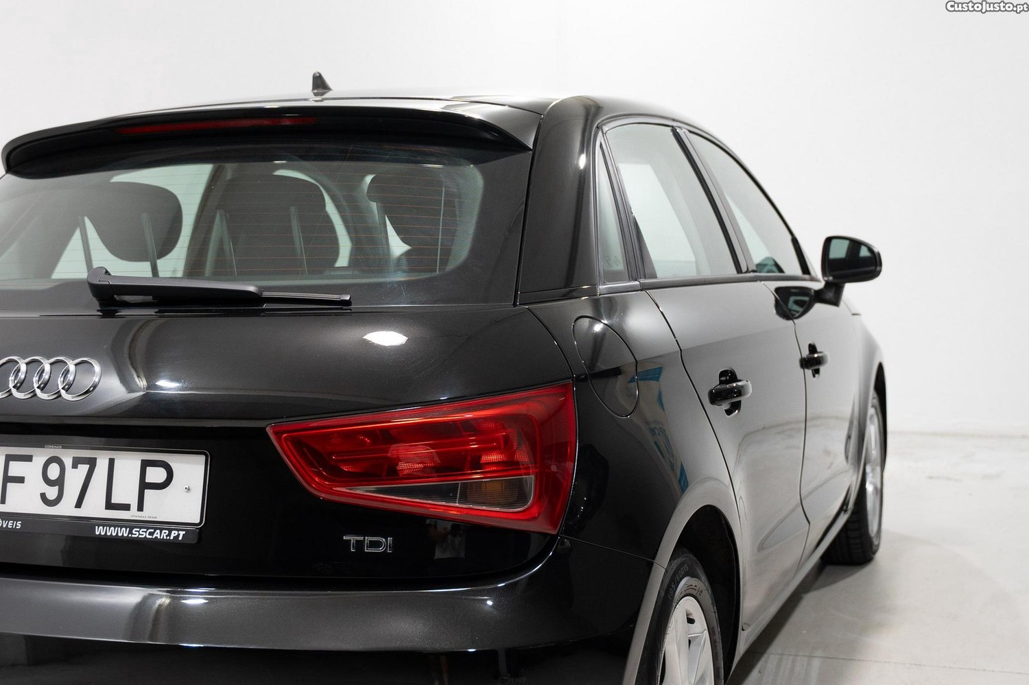 Audi A1 Sportback 1.4 TDI Design — fotografia 14