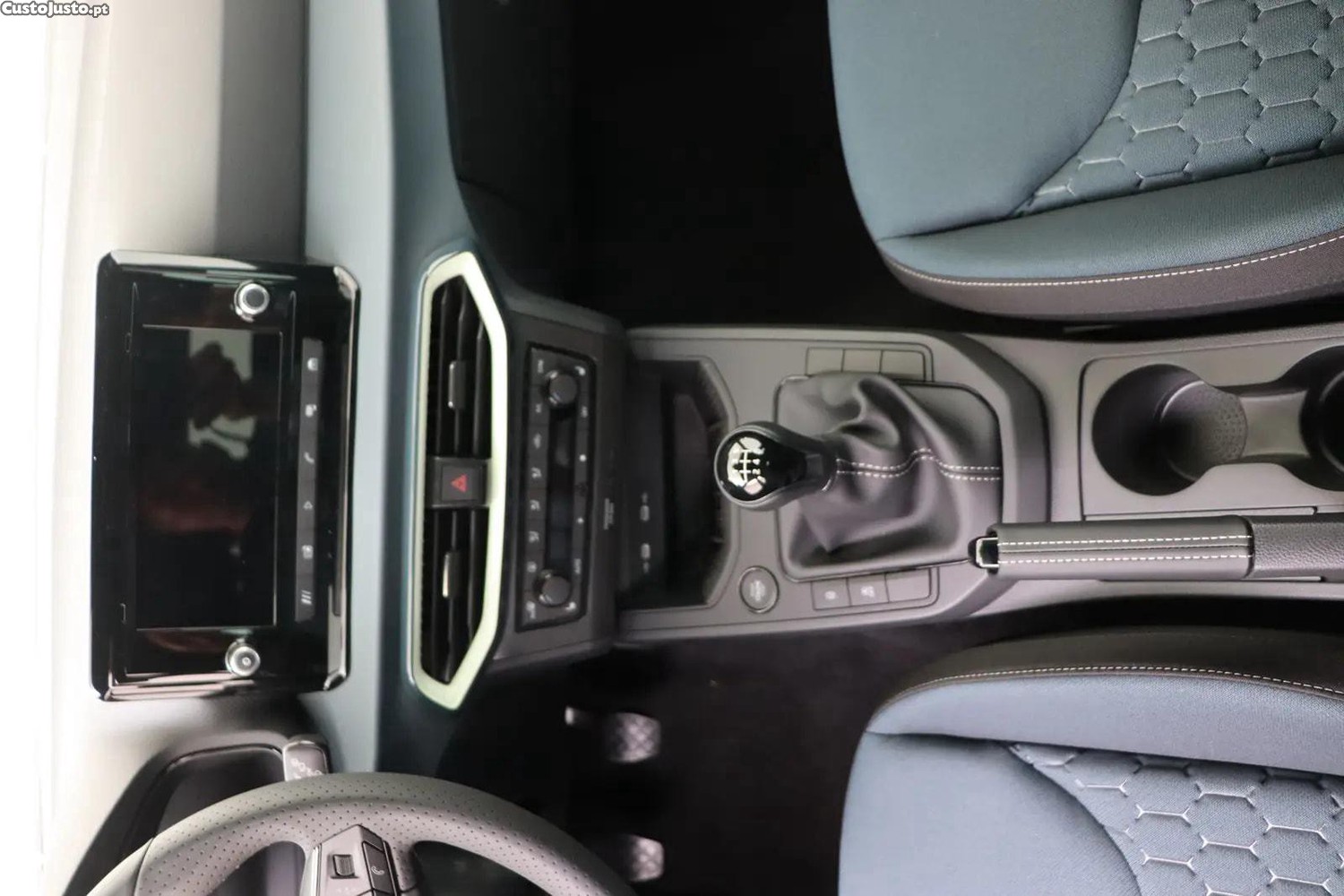 SEAT Arona Play Plus — fotografia 7