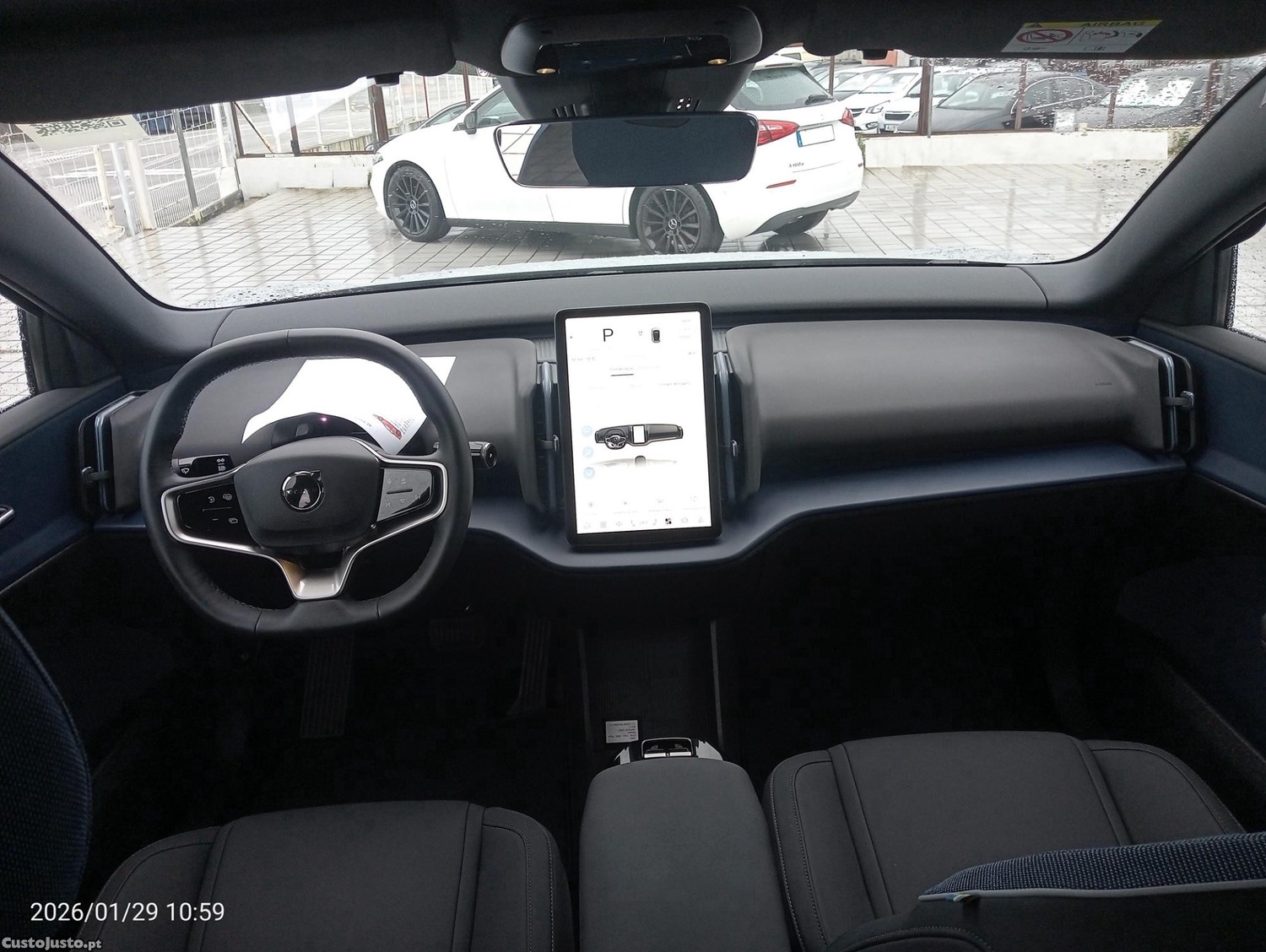 Volvo EX 30 51kwh — fotografia 4