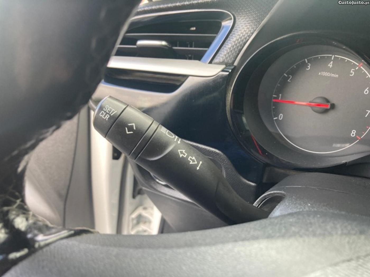 Opel Corsa 1.5 D Business Editi — fotografia 15