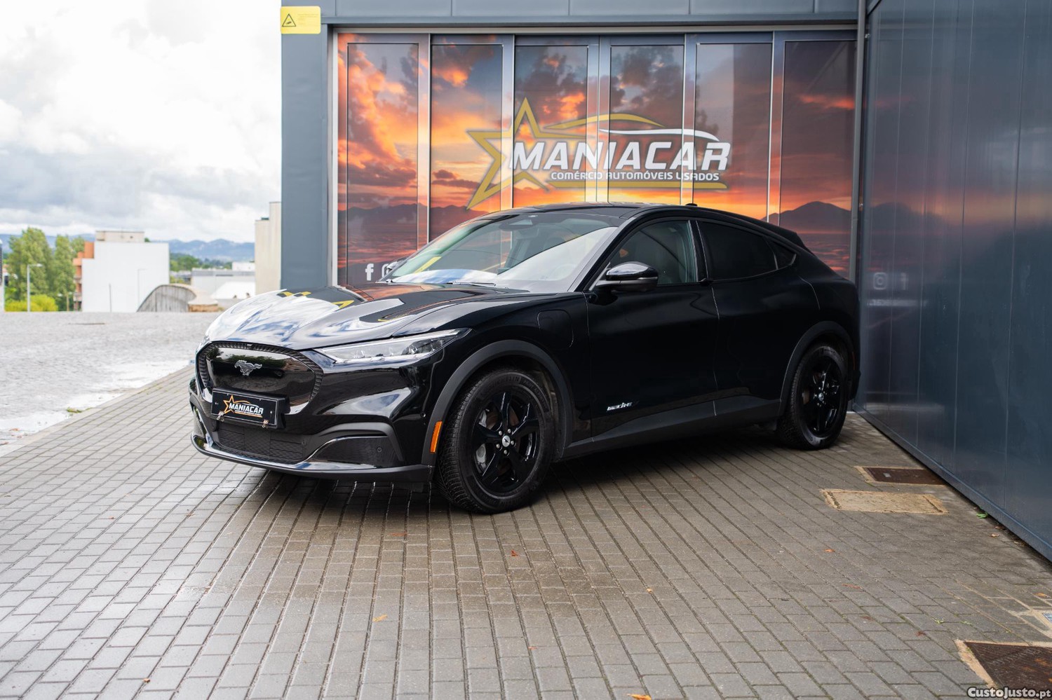 Ford Mustang Mach-E 98.7 kWh Premium — fotografia 15
