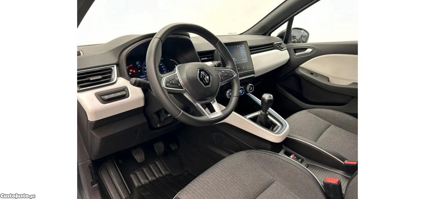Renault Clio 1.0 Tce Techno — fotografia 8