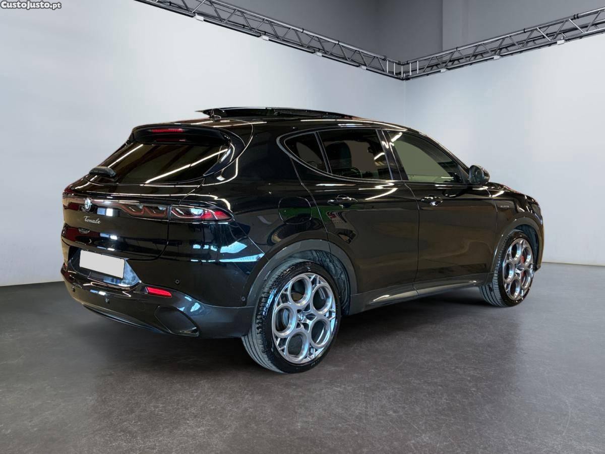 Alfa Romeo Tonale 1.5 Hybrid Veloce — fotografia 9