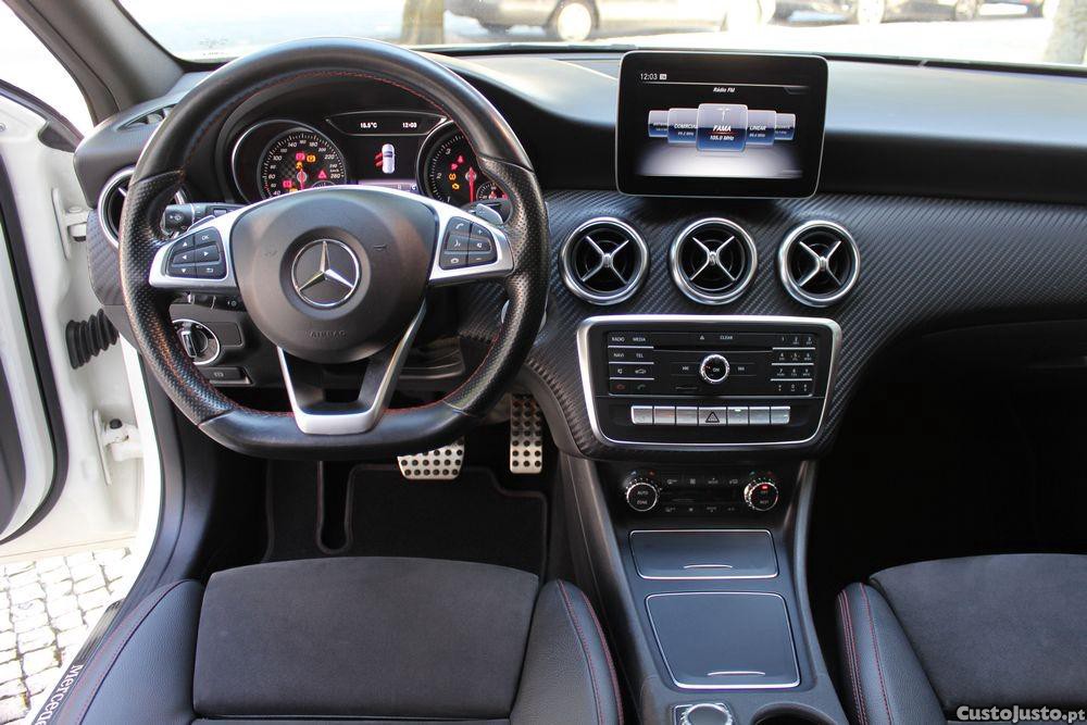 Mercedes-Benz A 180 d AMG Line Aut. — fotografia 2