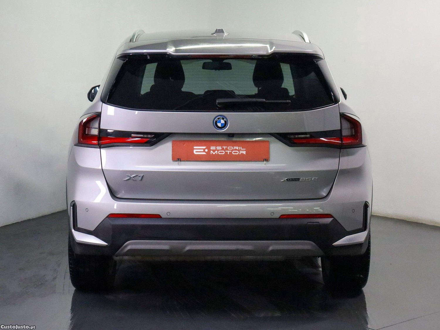 BMW X1 xDrive25e — fotografia 21