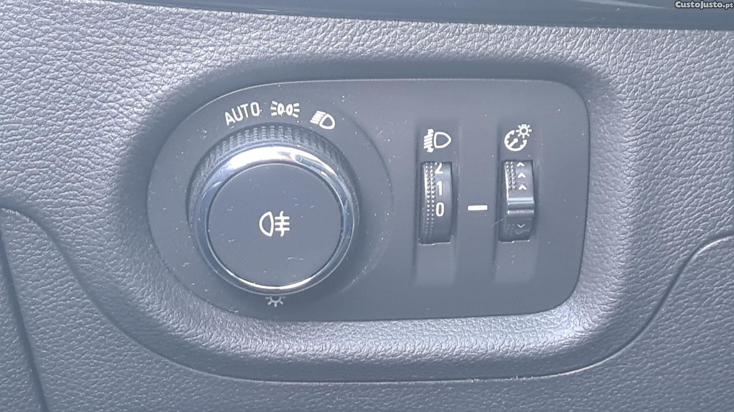 Opel Astra 1.5 D Business Edition Aut. S/S — fotografia 20