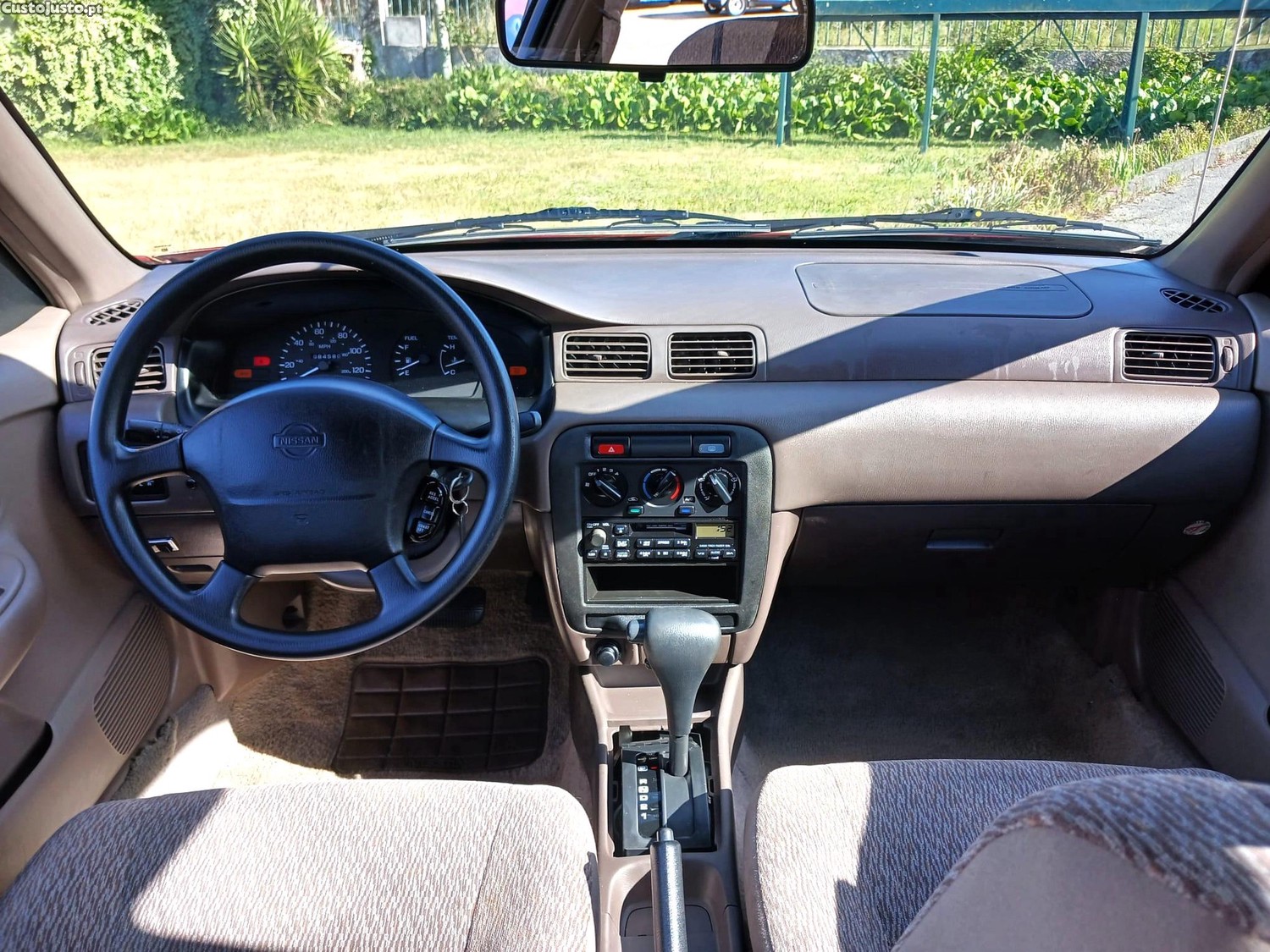 Nissan Almera Automático — fotografia 7