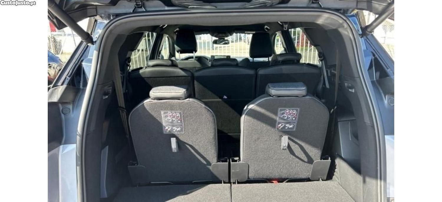 Peugeot 5008 BlueHDi Allure Pack 1.5 130cv EAT8 — fotografia 2